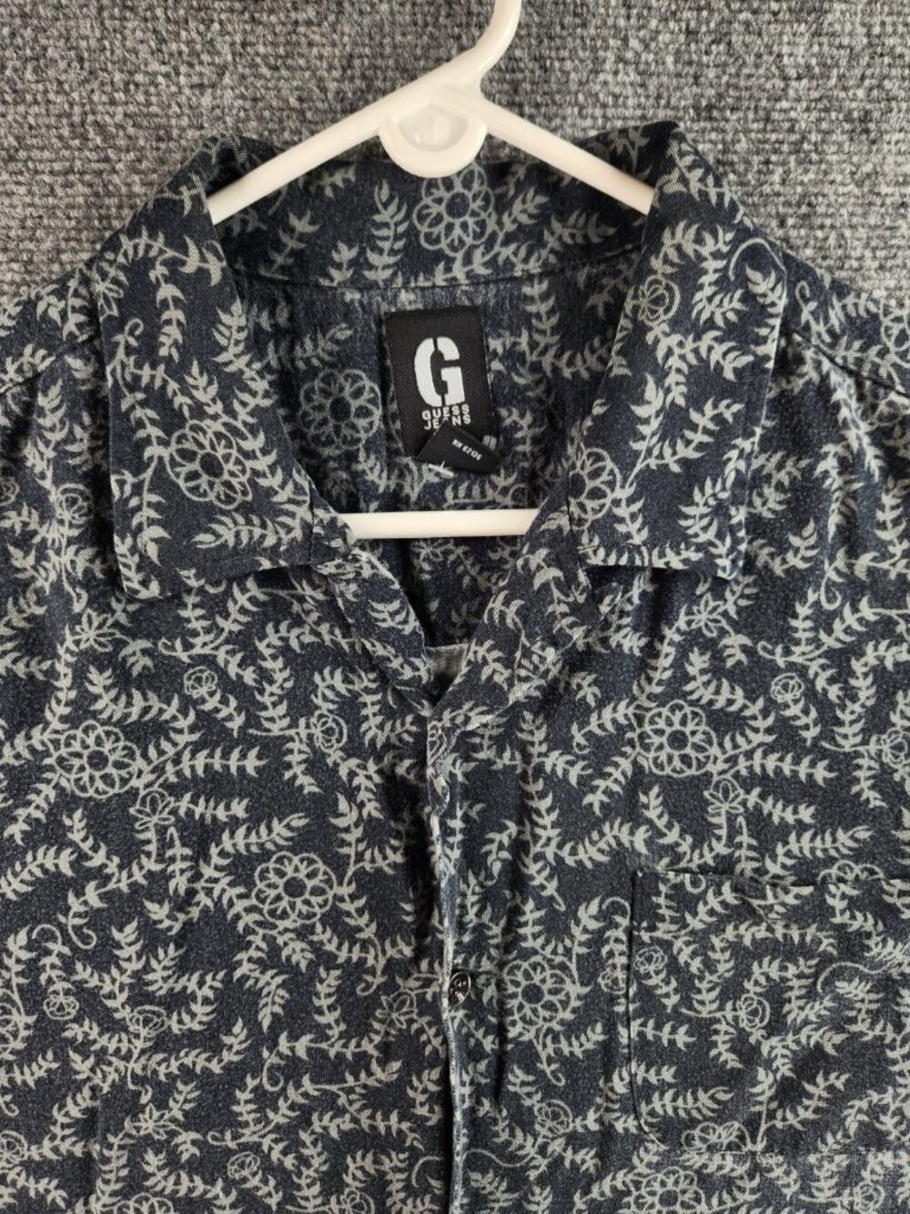 Guess Jeans 2XL Rayon Heavy Button Up Shirt Floral Blue Green Hawaii Beach